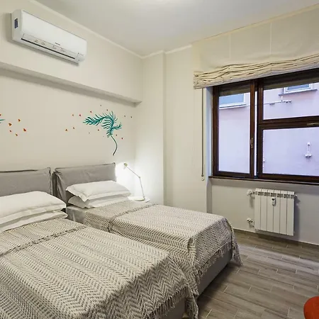 Apartment Xxv Aprile By Wonderful Italy