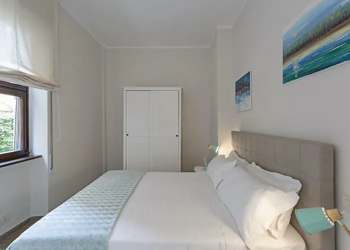 Xxv Aprile By Wonderful Italy Genova