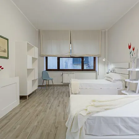 Apartment Xxv Aprile By Wonderful Italy